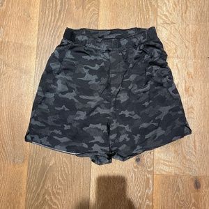 Lululemon Camo Surge 6” Shorts